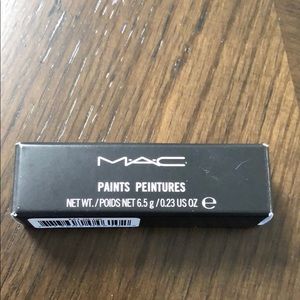 Mac paints in Stilife